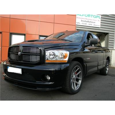 DODGE RAM SRT-8